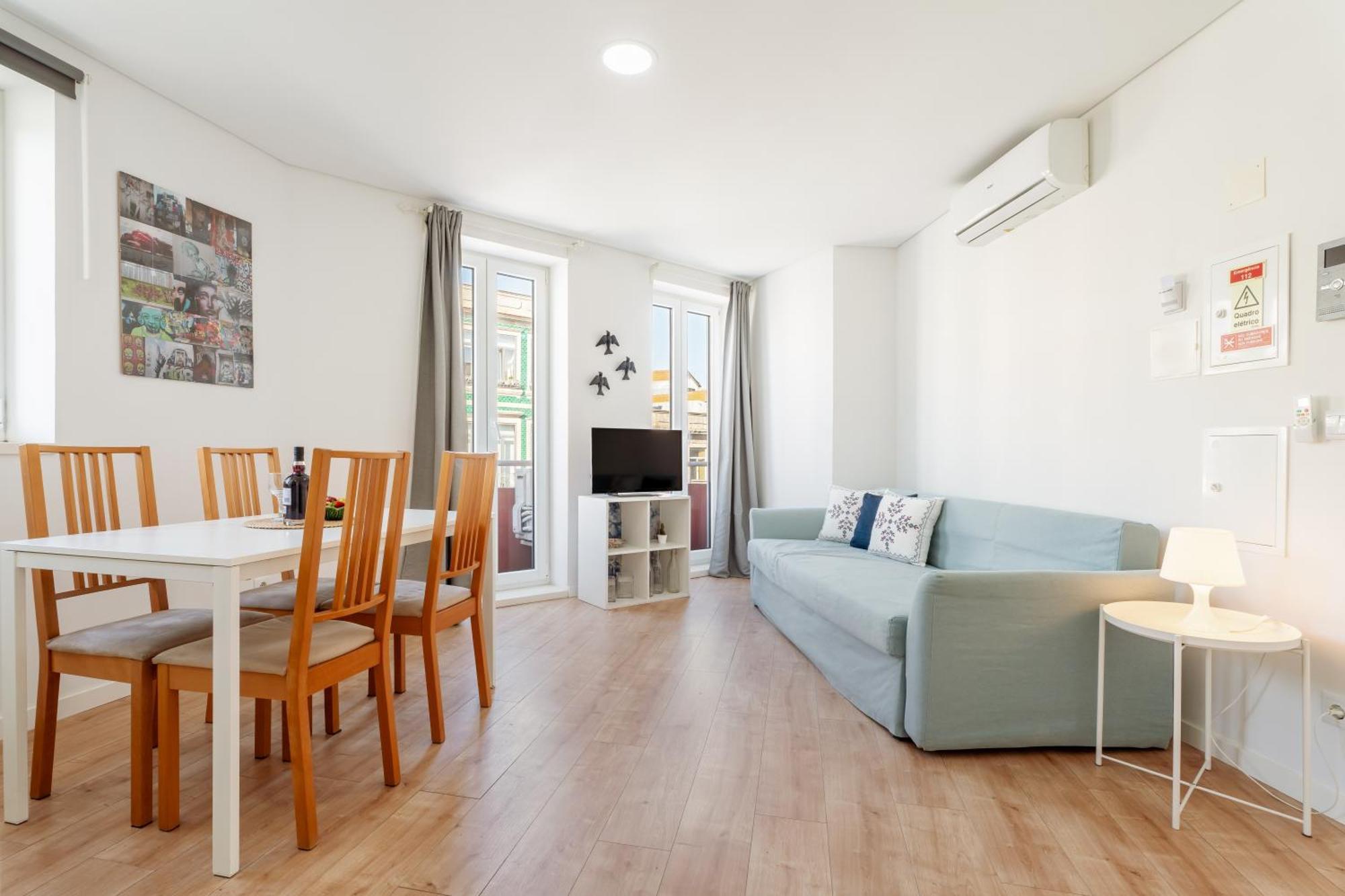Host Wise - Flat W Free Private Parking - Bright & Cozy Apartment Porto Bagian luar foto