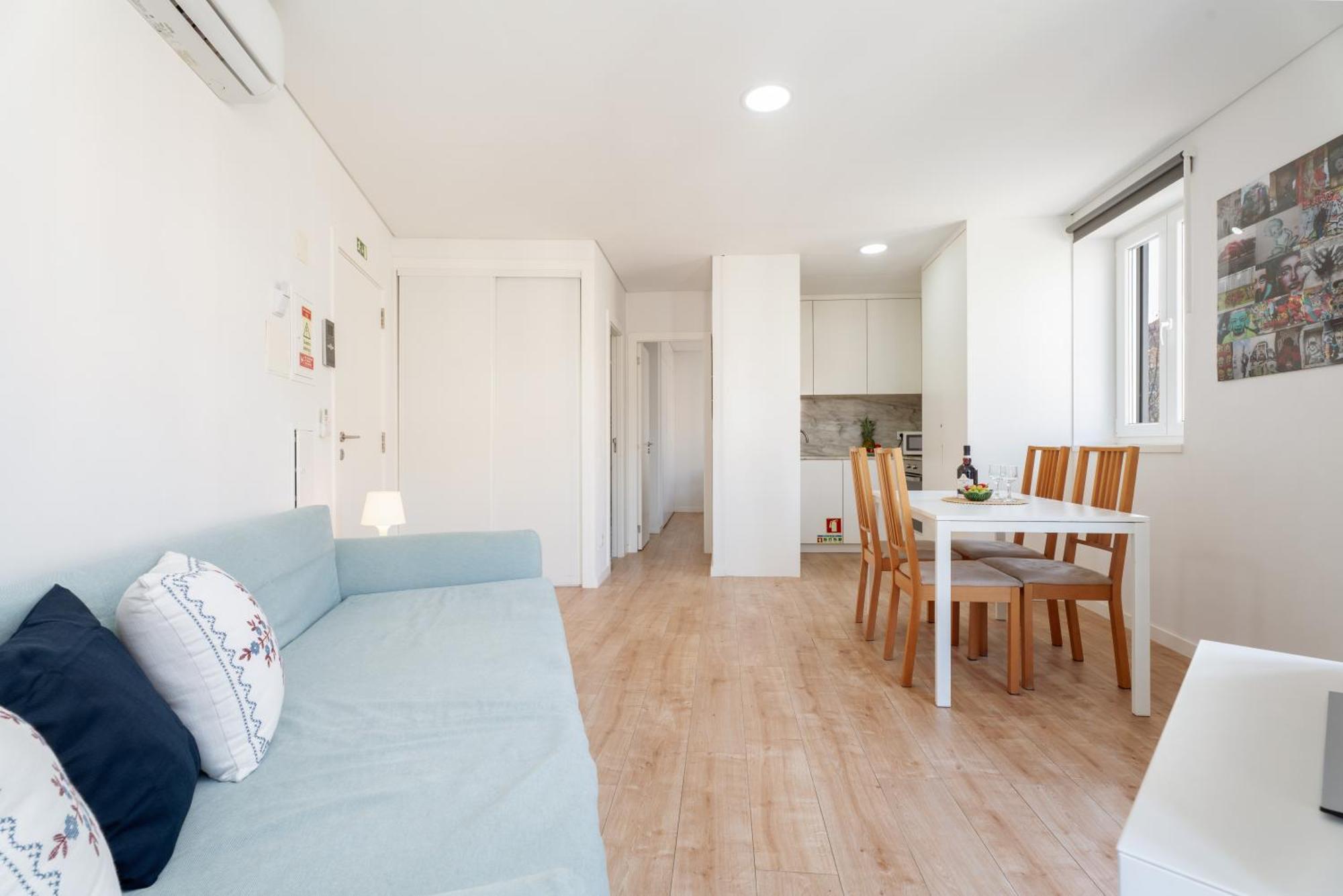 Host Wise - Flat W Free Private Parking - Bright & Cozy Apartment Porto Bagian luar foto