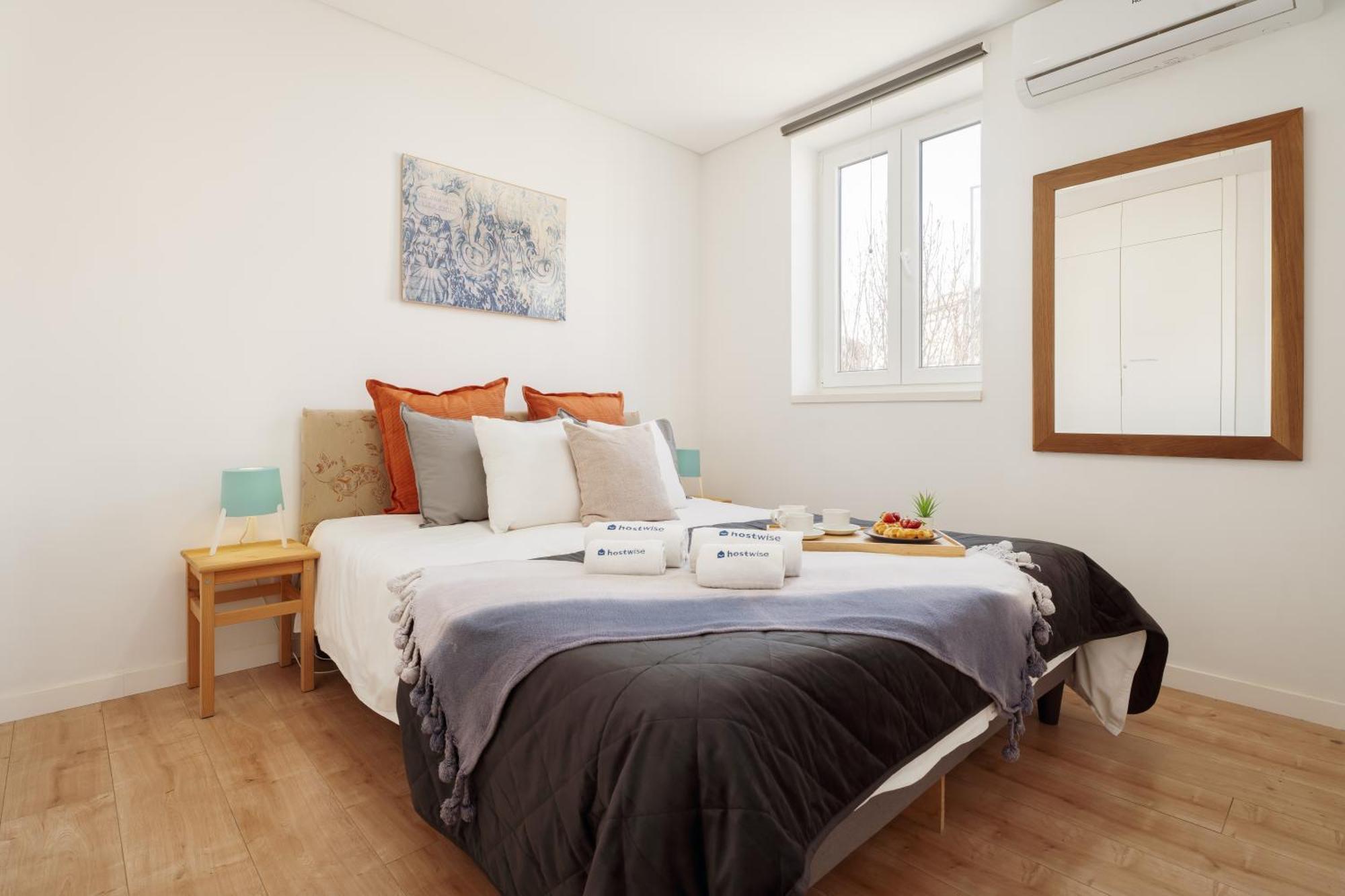 Host Wise - Flat W Free Private Parking - Bright & Cozy Apartment Porto Bagian luar foto