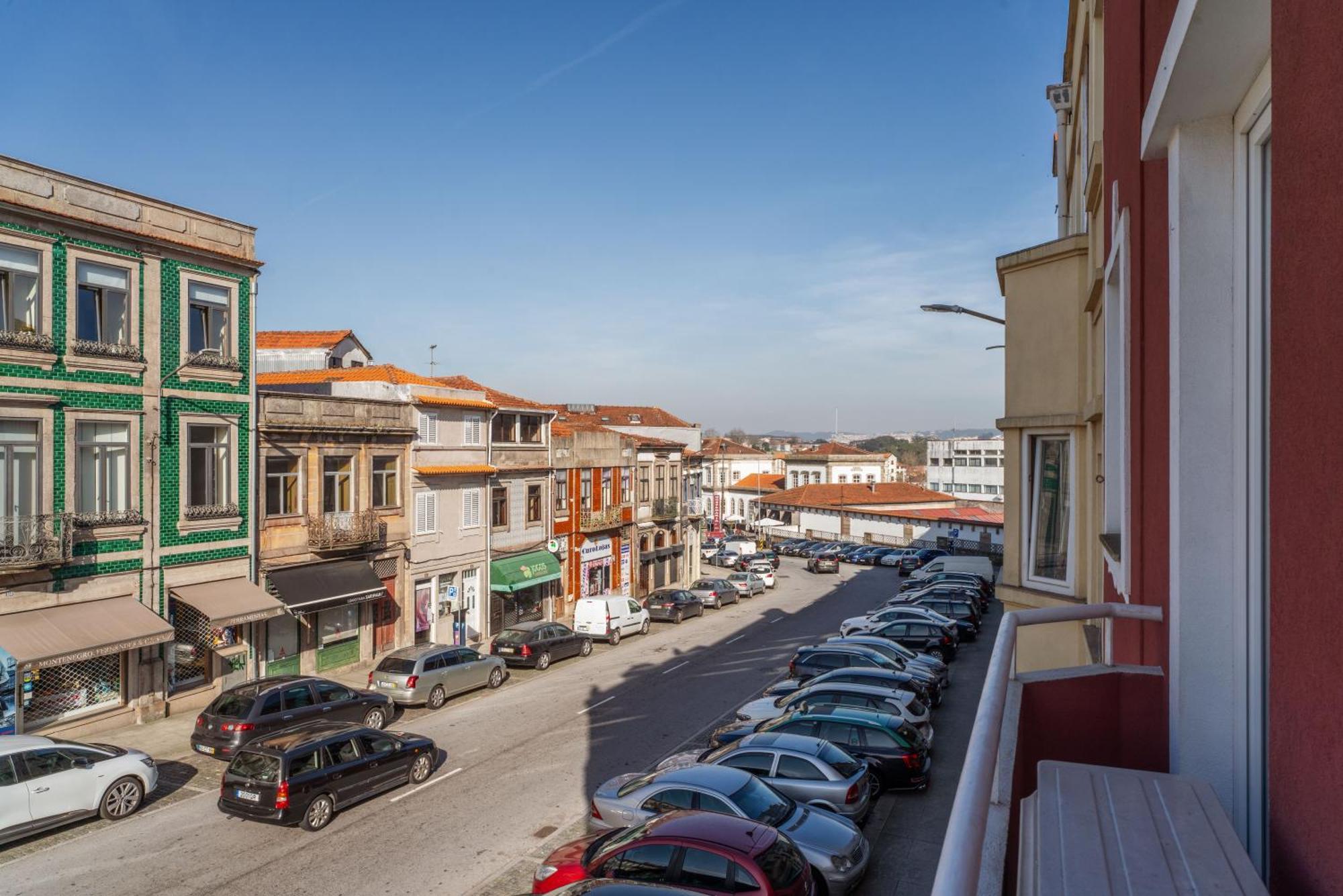 Host Wise - Flat W Free Private Parking - Bright & Cozy Apartment Porto Bagian luar foto